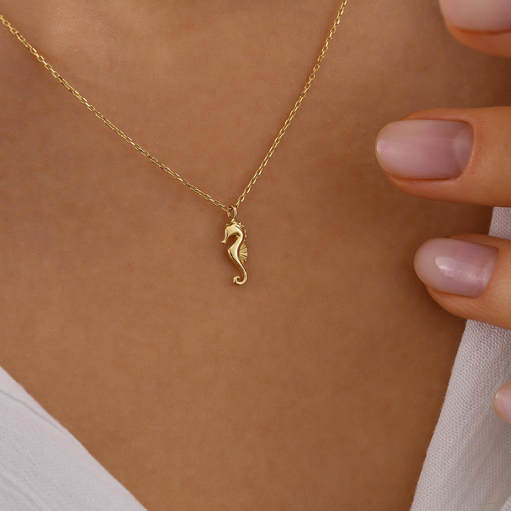 Seahorse Necklace, Dainty initial Sea Animal Pendant, 14K Solid Gold Seahorse Necklace, Yellow 14K Gold Seahorse Pendant, Ocean Necklace